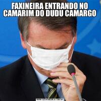 FAXINEIRA ENTRANDO NO CAMARIM DO DUDU CAMARGO